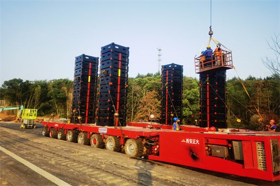 SPMT 模块车