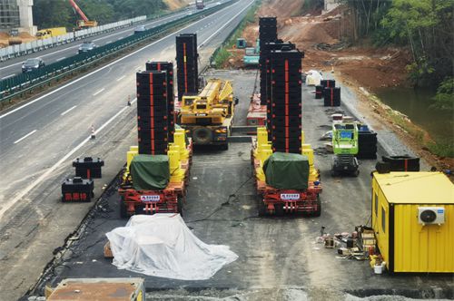 自由升降20米,桥梁改造,SPMT模块车,新应用,自动叠加系统,施工效率