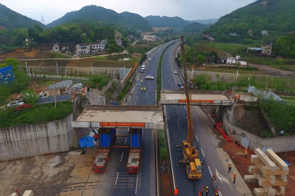 广东高速改造,桥梁建设,SPMT模块车