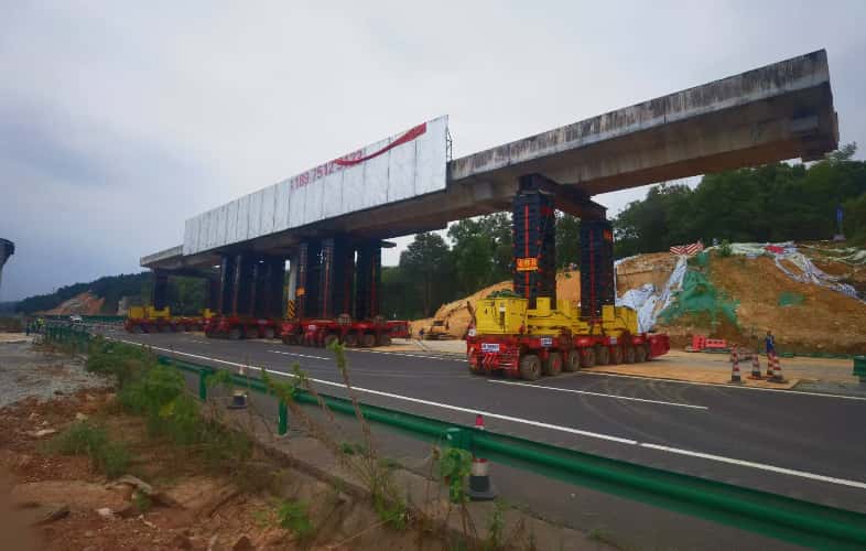 20米升降自如,SPMT模块车,桥梁安装技术,模块化设计,自动叠加系统